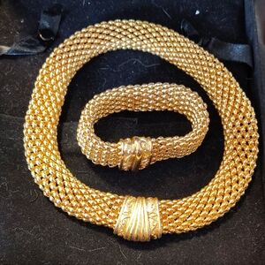 Elegant Gold Mesh Necklace and Bracelet Set